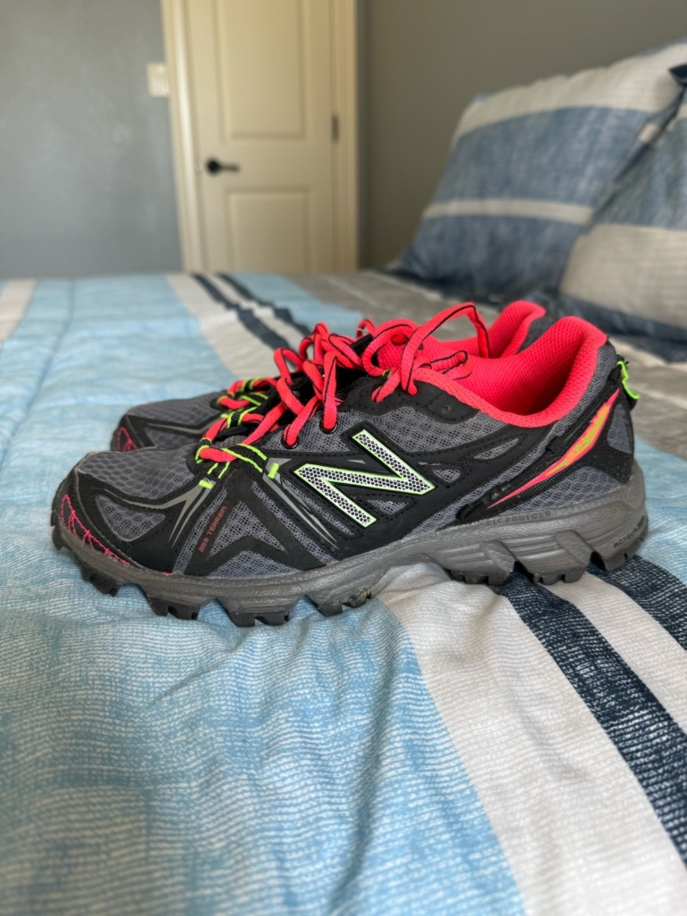 New Balance Women’s Trail Sneakers in Gray with Pink and Neon Green